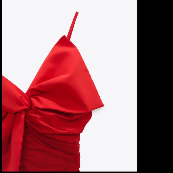Zara tied , large bow ruched red dress blogger’s fave 2022 - Picture 13 of 16